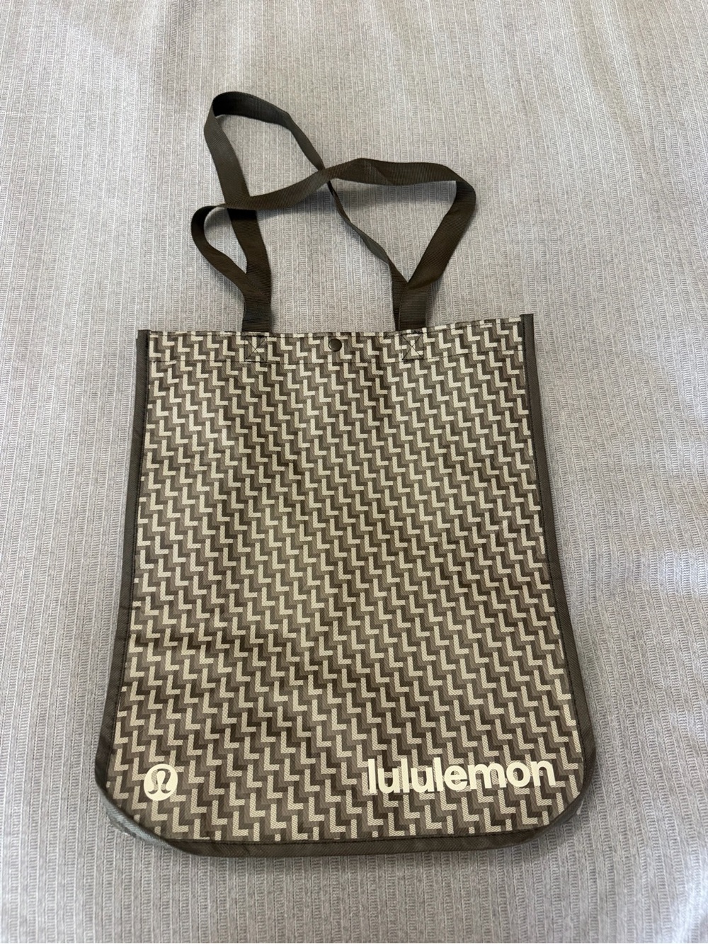 lululemon athletica Brown Geometric Duffel Tote new